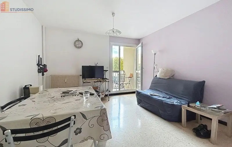 Studio 27m² Nîmes centre - Sans caractéristiques mentionnées - Photo 4