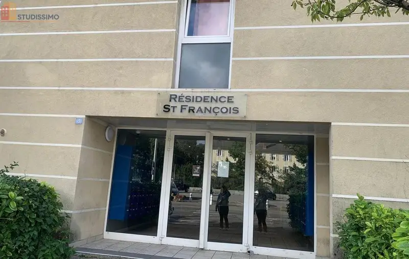 Studio meublé 19m² Chambéry centre - Meublé, 4e étage - Photo 4