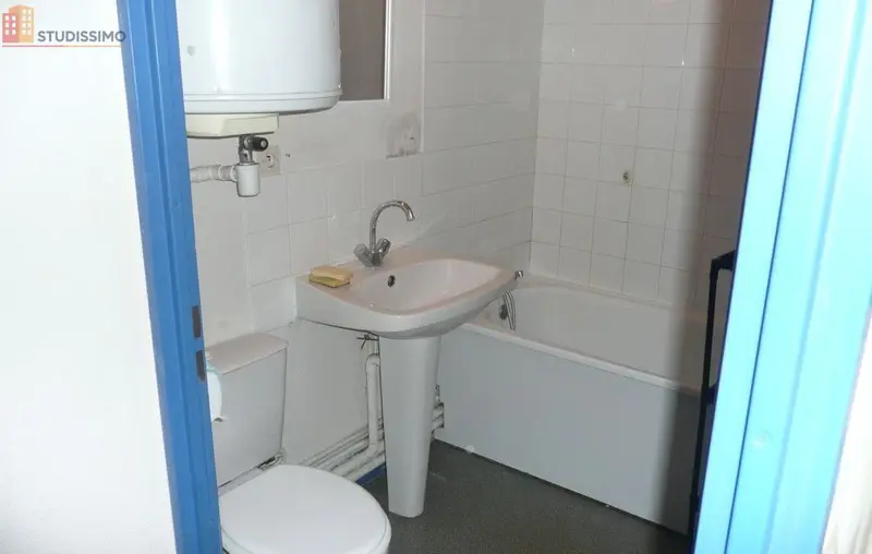 Studio meublé 19m² Chambéry - Meublé, dernier étage - Photo 1