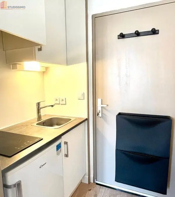 Studio 18m² Nîmes 30000 - Rénové, meublé - Photo 1