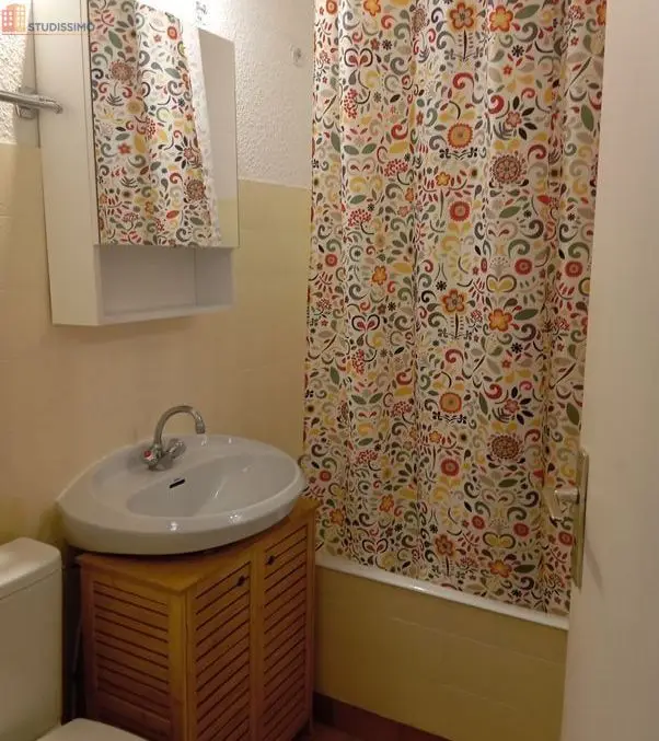 Studio 24m² Aix-les-Bains - Meublé, 3e étage - Photo 2