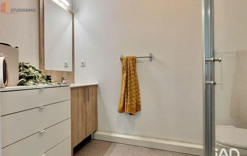 Studio 19m² Nîmes centre - lumineux - Photo 5