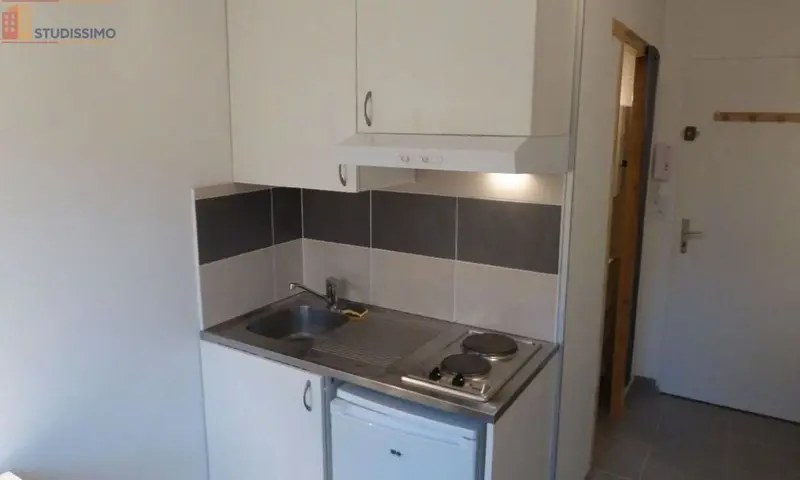 Studio meublé 13m² Jacob-Bellecombette 73000 - Proche fac - Photo 2