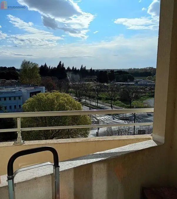 Studio 22m² Nîmes 30900 - 5e étage, ascenseur et parking - Photo 2