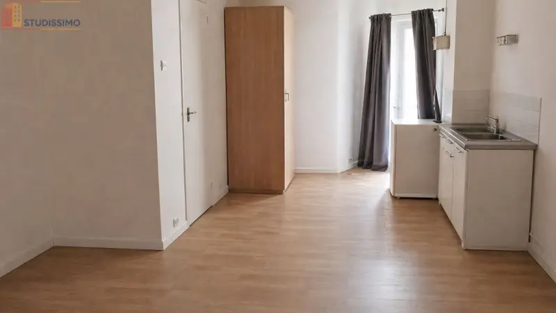 Studio 23m² Nîmes 30900 - Photo 2