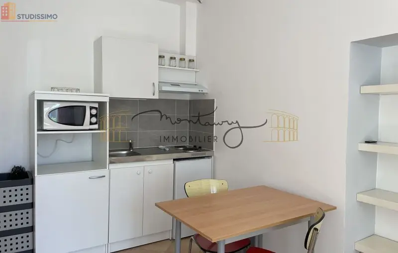 Studio 26m² Nîmes centre-ville - Photo 2