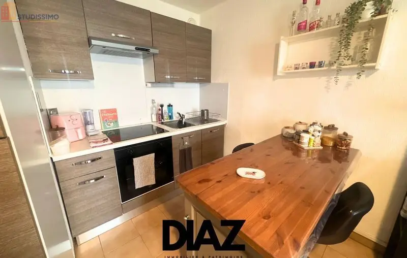 Studio 26m² Nîmes centre - DPE C - Photo 4