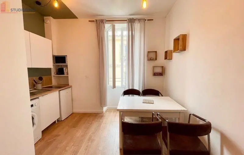 Studio 25m² Nîmes centre - Étage élevé, DPE C - Photo 1