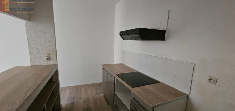 Studio 32m² Nîmes centre - Proche quartier Notre-Dame - Photo 4