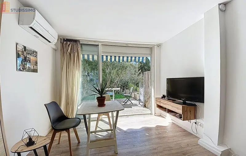 Studio 25m² Le Grau-du-Roi - Terrasse, lumineux - Photo 2