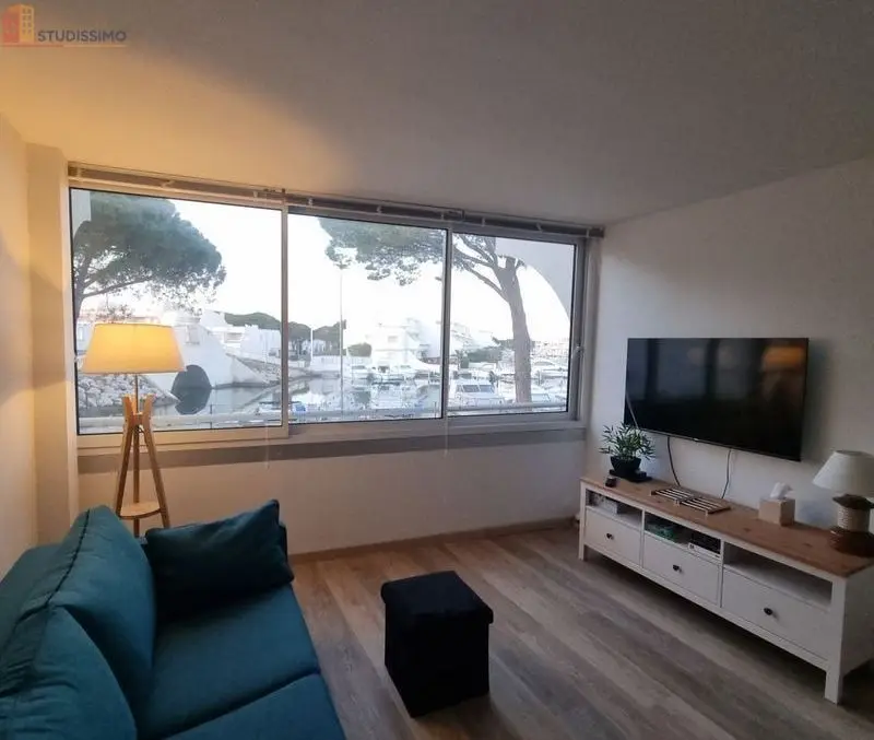 Studio 32m² Le Grau-du-Roi - Vue port - Photo 2