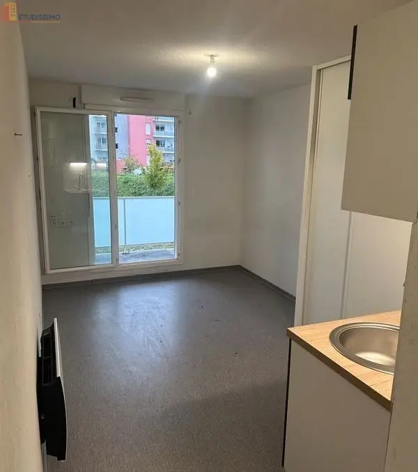 Studio 18m² Nîmes centre - Stationnement inclus - Photo 9