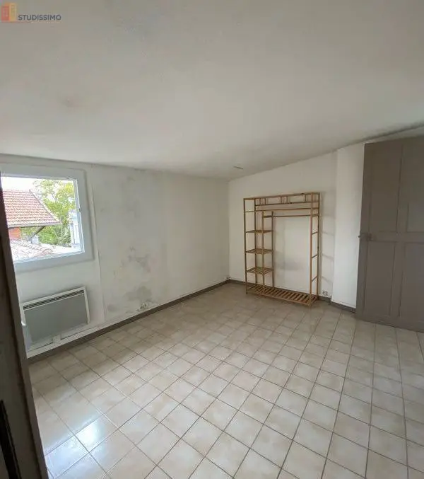 Studio 33m² Nîmes centre - Dernier étage, lumineux - Photo 1