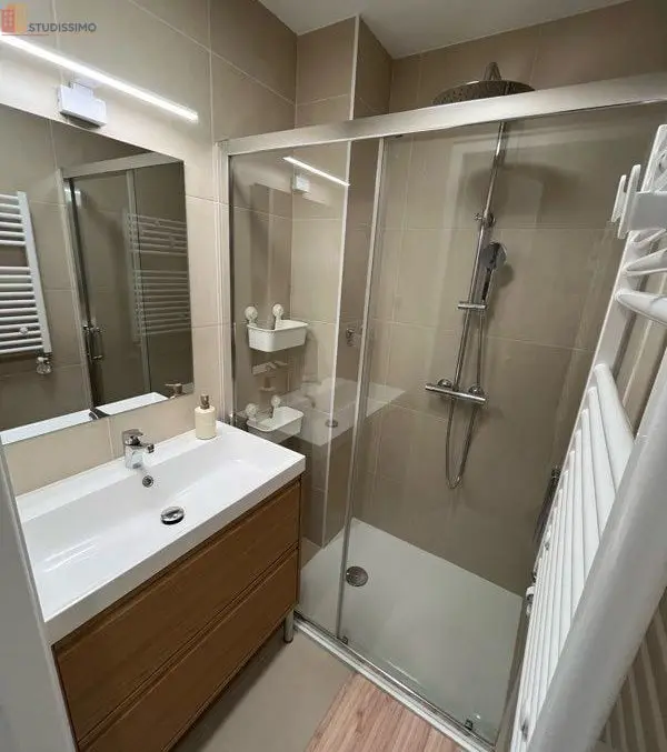 Studio 29m² Annecy centre - Meublé, face gare - Photo 1