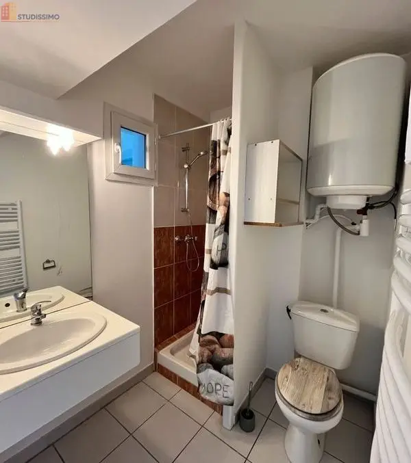Studio 22m² Nîmes - Proche centre-ville et gare, parfait état - Photo 2