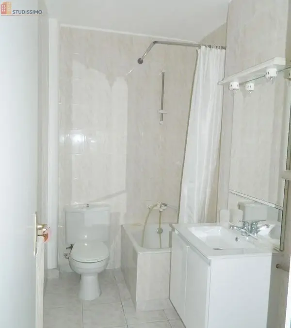 Studio 32m² Annecy - Meublé, dernier étage - Photo 3