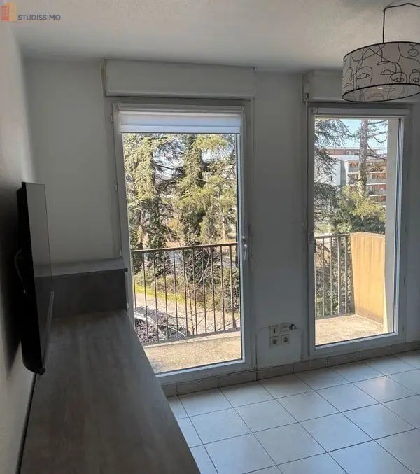 Studio meublé 23m² Thonon-les-Bains - Meublé, DPE C - Photo 2