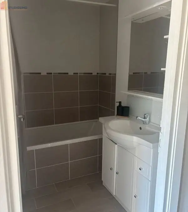 Studio 36m² Annemasse - Meublé, 7e étage - Photo 3
