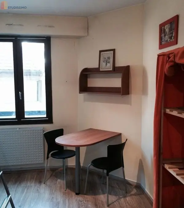 Studio meublé 17m² Annecy 74000 - Proche gare, lumineux - Photo 1