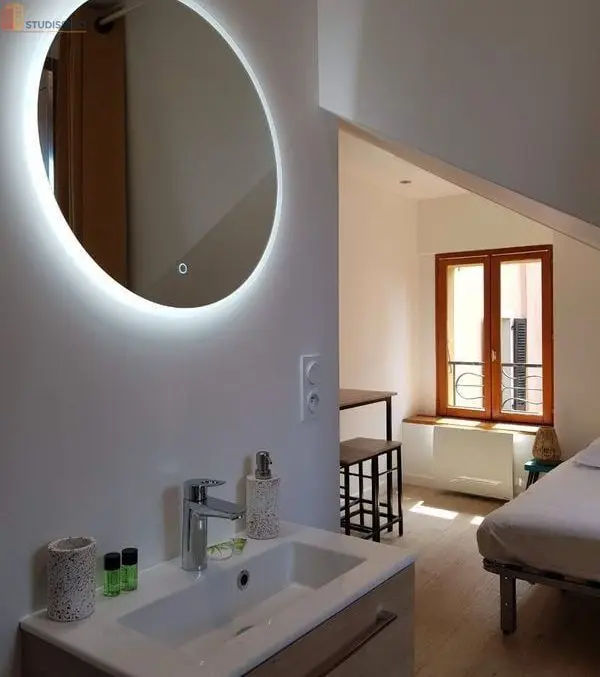 Studio meublé 12m² Annecy 74000 - Etudiant, au 2e étage - Photo 1