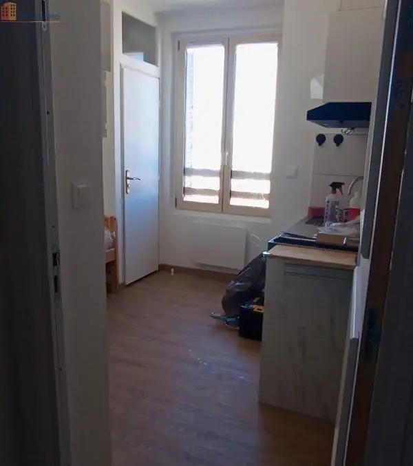 Studio meublé 10m² Annecy centre - Calme, 6e étage - Photo 5