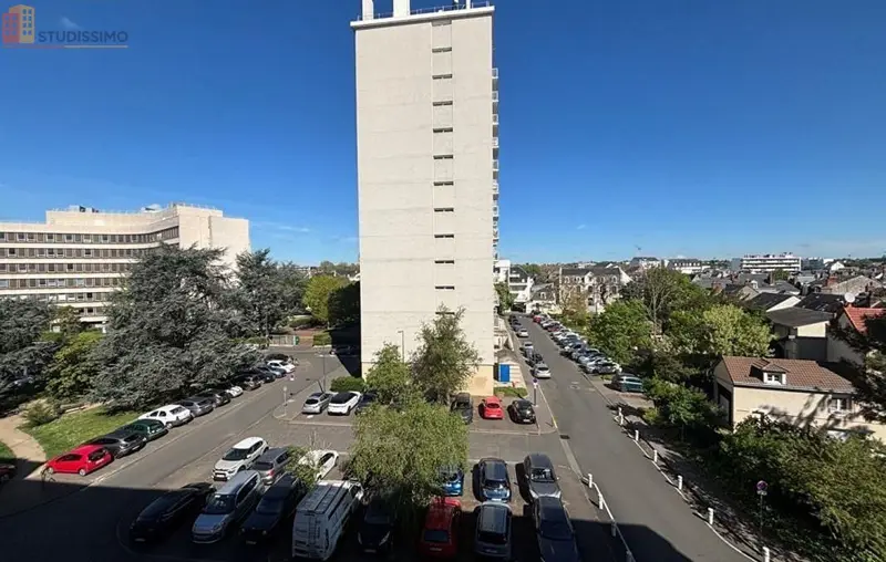 Studio 35m² Tours 37000 - Étage élevé, DPE D - Photo 3