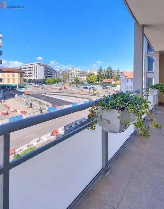 Studio 33m² Annemasse - Proche commerces et transports, meublé - Photo 1