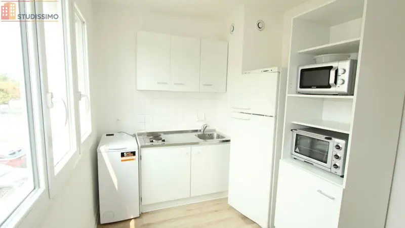 Studio 30m² Tours centre - Lumineux, 1er étage - Photo 5