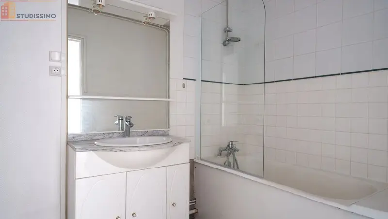 Studio 37m² Joué-lès-Tours - Étage élevé, lumineux - Photo 3