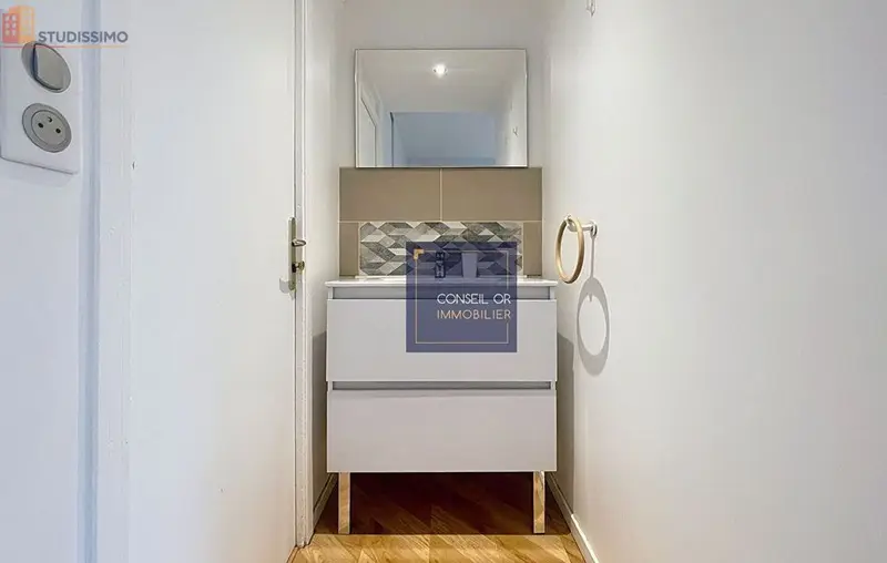 Studio 14m² Oullins-Pierre-Bénite - 4e étage, DPE D - Photo 5