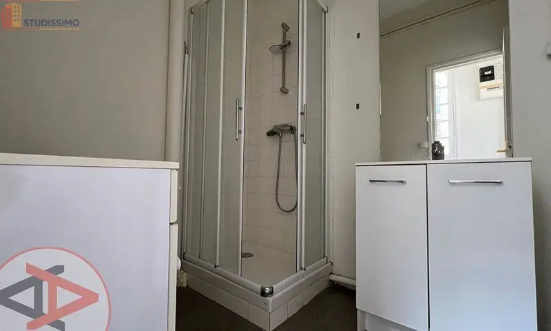 Studio 27m² Tours 37000 - Photo 3