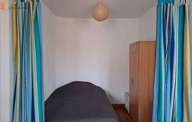 Studio meublé 28m² Thizy-les-Bourgs - Meublé, 1er étage - Photo 1