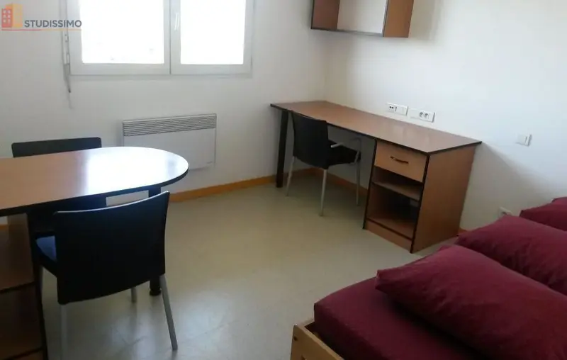 Studio meublé 12m² Bron centre - Proche université, tram - Photo 2