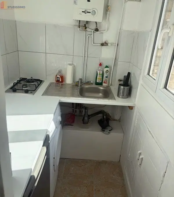 Studio meublé 19m² Paris 20e - Lumineux, cuisine séparée - Photo 2