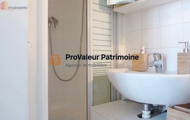 Studio meublé 16m² Paris 11e - 5e étage, lumineux - Photo 3