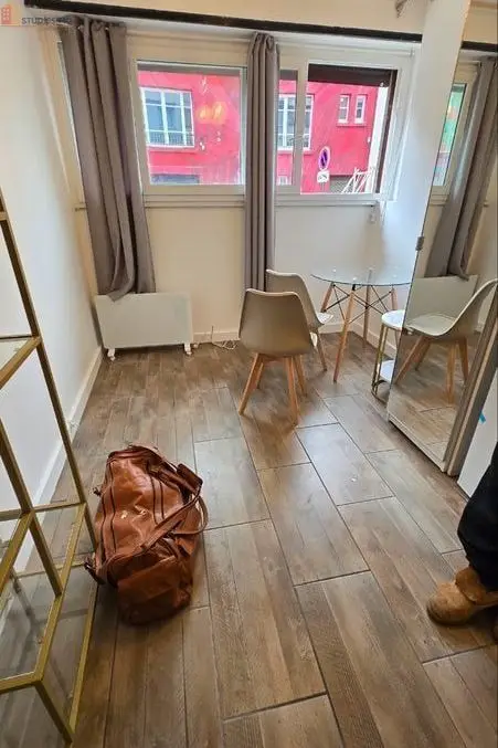 Studio meublé 14m² Paris 20e - Rénové, lumineux - Photo 9