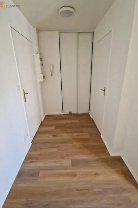 Studio meublé 22m² Paris 20e - Meublé, 1er étage - Photo 3
