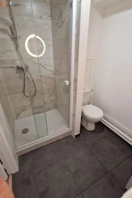 Studio meublé 22m² Paris 20e - Meublé, 1er étage - Photo 2