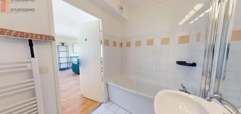 Studio meublé 26m² Lyon 8e - Lumineux, étage élevé - Photo 3