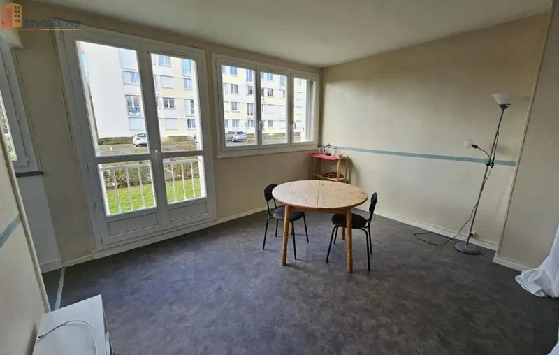Studio 30m² Saint-Cyr-sur-Loire - DPE F - Photo 8