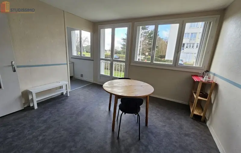 Studio 30m² Saint-Cyr-sur-Loire - DPE F - Photo 7