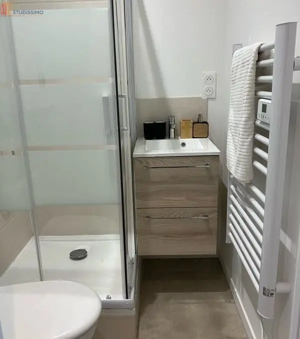 Studio meublé 16m² Oullins - Proche métro, tout équipé - Photo 3