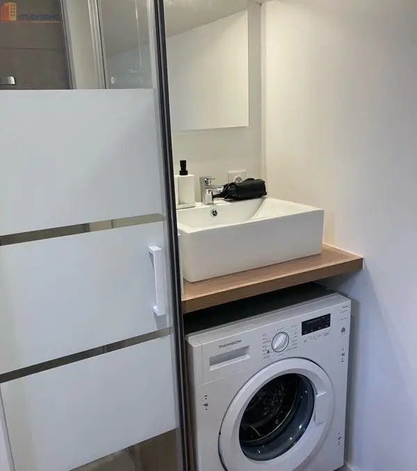 Studio meublé 16m² Saint-Genis-Laval - Mansardé, centre-ville - Photo 3