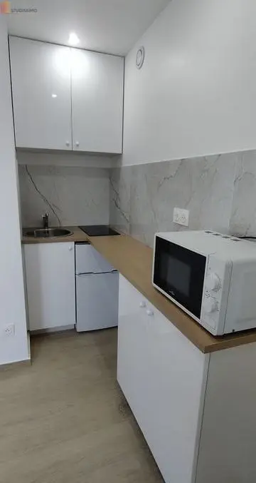 Studio meublé 11m² Paris 20e - Refait à neuf, proche place de la Réunion - Photo 2
