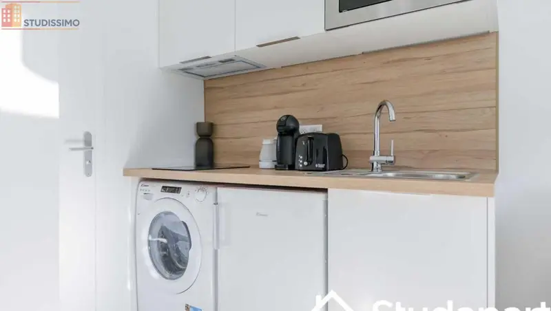 Studio meublé 10m² Paris 11e - Lumineux, étage élevé - Photo 4