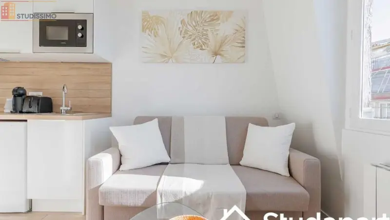 Studio meublé 10m² Paris 11e - Lumineux, étage élevé - Photo 2