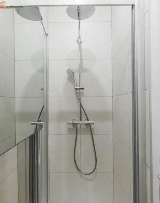 Studio meublé 10m² Paris 11e - Lumineux, étage élevé - Photo 1