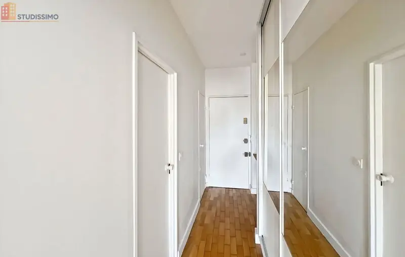 Studio meublé 32m² Paris 16e - Lumineux, étage élevé - Photo 3