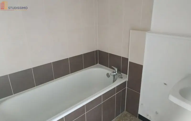 Studio 25m² Villeurbanne - Proche gare, meublé - Photo 2