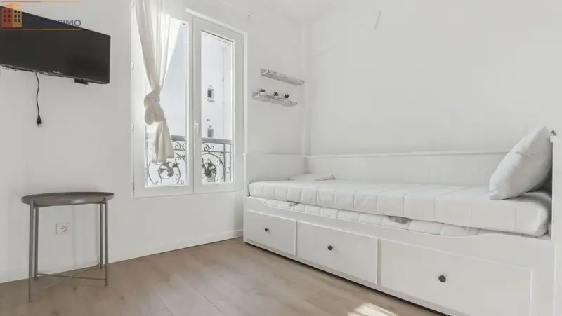 Studio meublé 13m² Paris 14e - Meublé, 3e étage - Photo 6